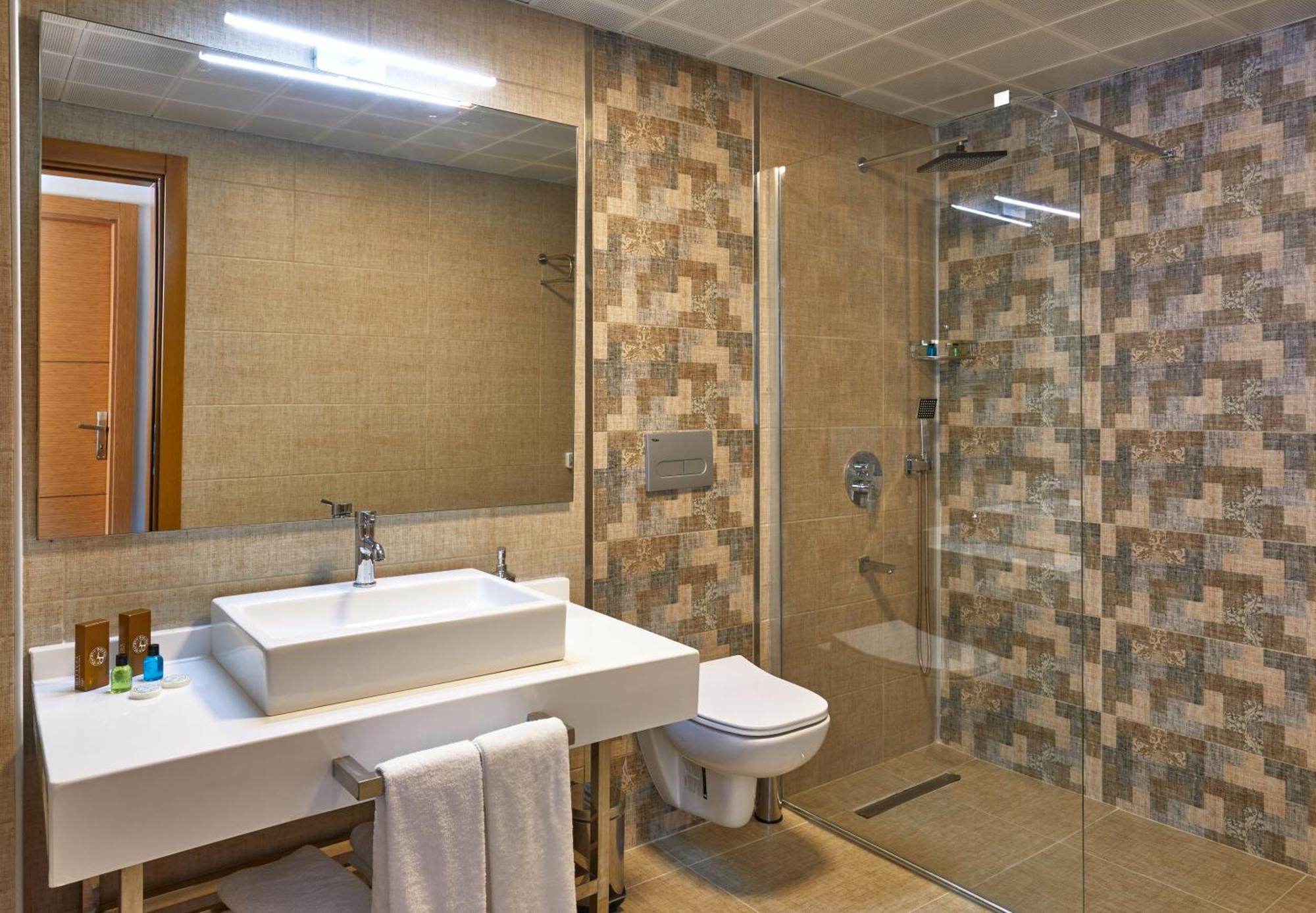 Hattusa Vacation Business Thermal Hotel Saray Экстерьер фото